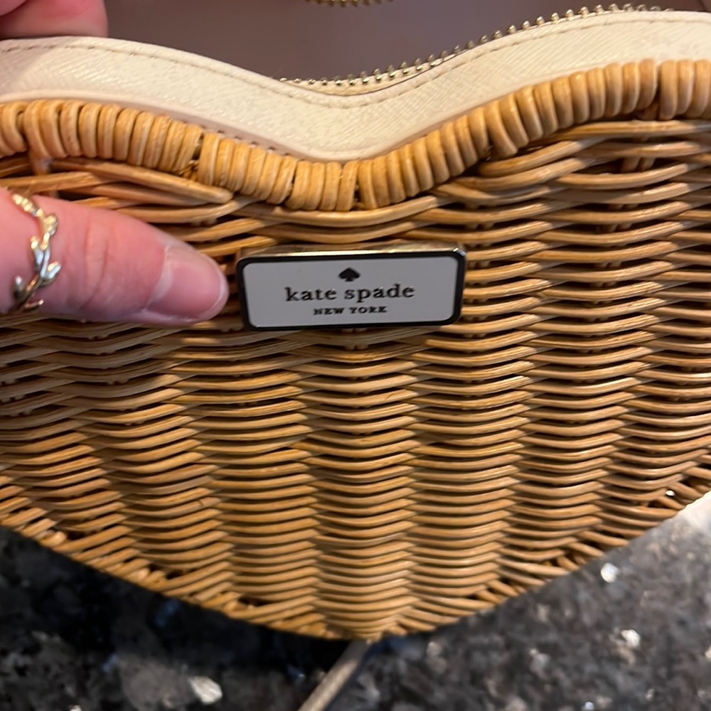 Kate Spade ♠️ Heart Raffia Bag